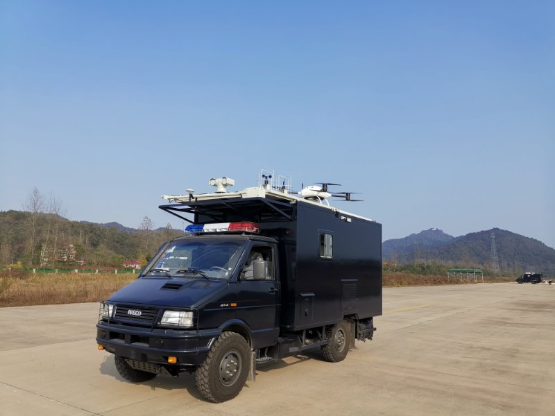 J10 型系留无人机系统